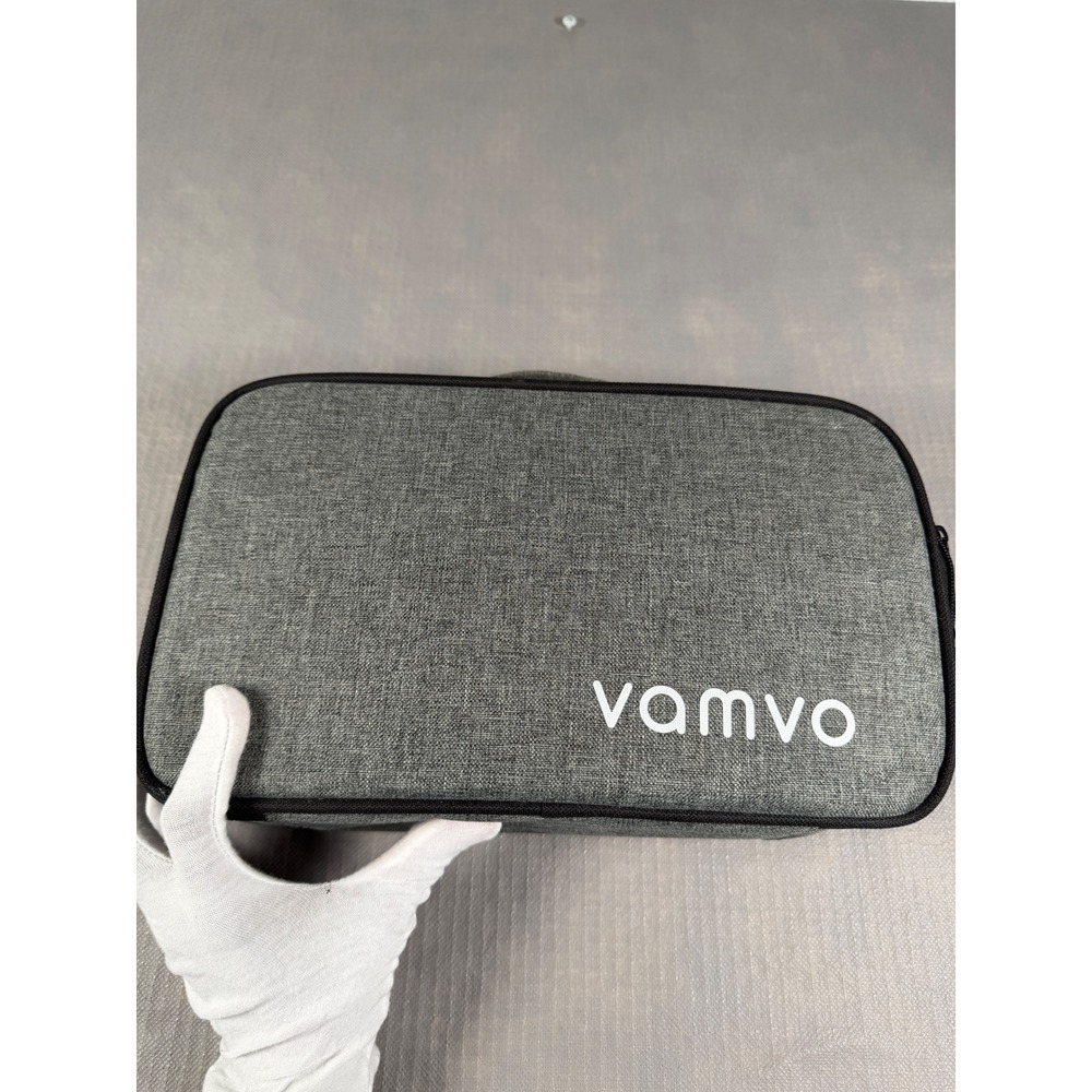 Vamvo L4200 Video Projector Portable LED LCD Home Theater with Carrying Case